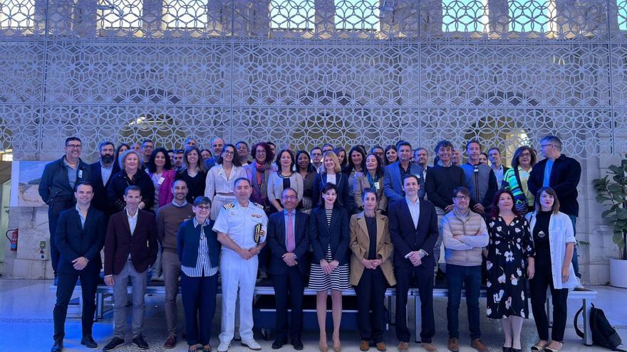 Asistentes al encuentro de centros marítimos pesqueros, ayer en Casa Mediterráneo. | INFORMACIÓN