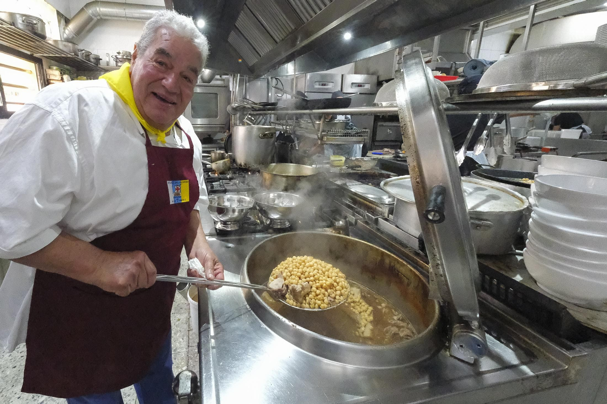 Encuentro gastronómico de la Cofradía del puchero de las 7 carnes