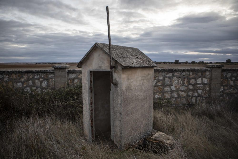 Estación de tren de Andavías en ruinas