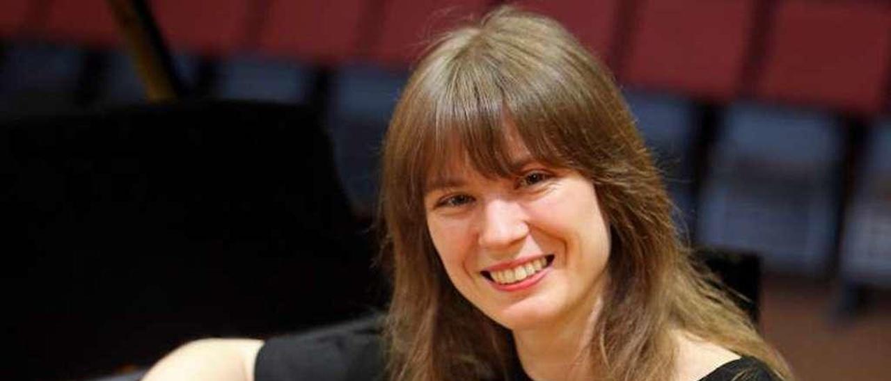Anna Fedorova: "Me encanta engañar a la naturaleza y hacer cantar al piano"  - Faro de Vigo