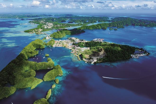 Palaos, país insular de las islas Carolinas de la Micronesia.