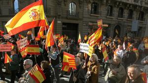 Unes 7.000 persones es manifesten a Barcelona a favor de la Constitució i d’unitat d’Espanya