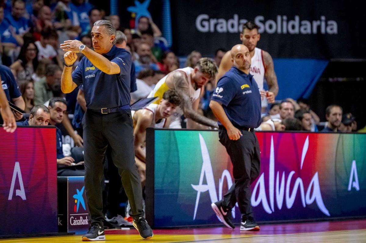 Scariolo necesitó varios tiempos muertos para corregir aspectos del equipo ante Portugal