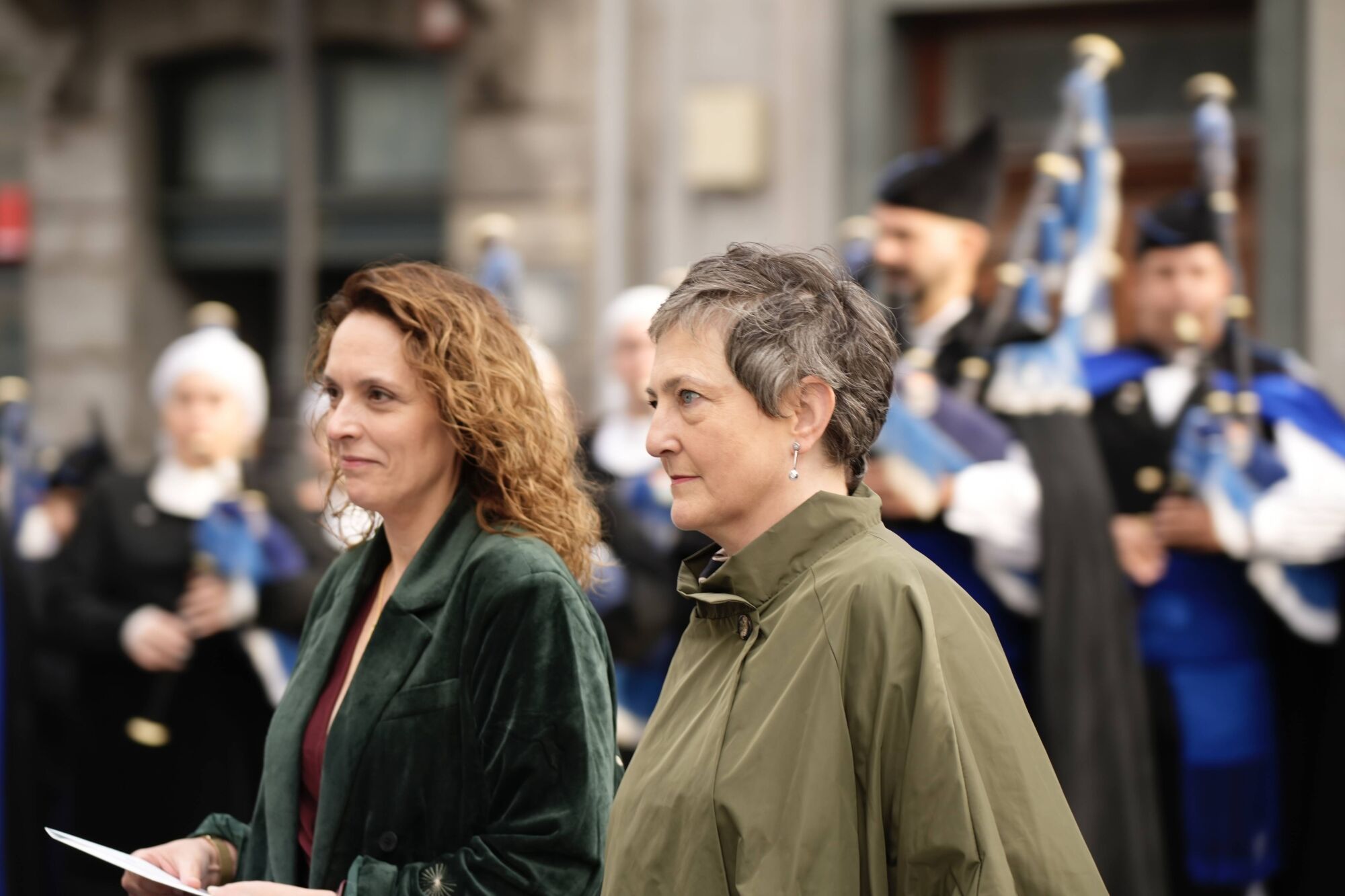 Así fue la llegada de los invitados a los premios "Princesa de Asturias" y su paso por la alfombra azul