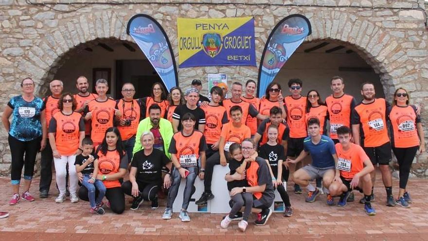 La peña Orgull Groguet de Betxí organizó la carrera para recaudar fondos que se destinen a la investigación