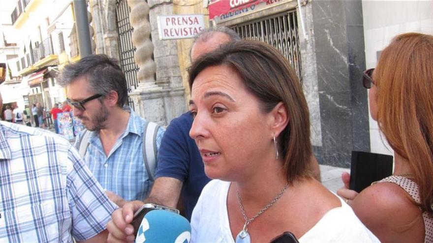 La alcaldesa cree que no hay una crítica al PSOE en la dimisión de Rafael del Castillo