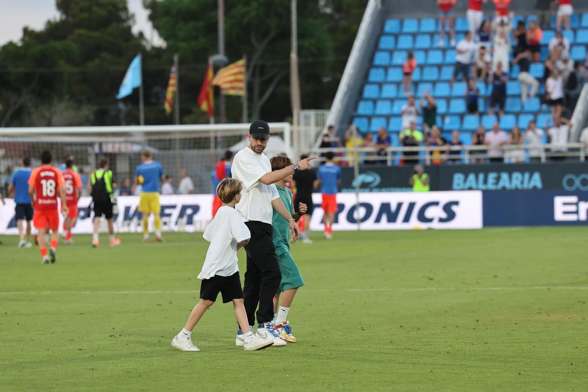 Galería: Piqué en Ibiza para ver el partido de la UD-Andorra