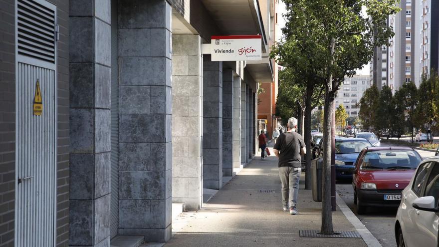 Entrada de la sede de Emvisa, en la avenida de Portugal. | Ángel González