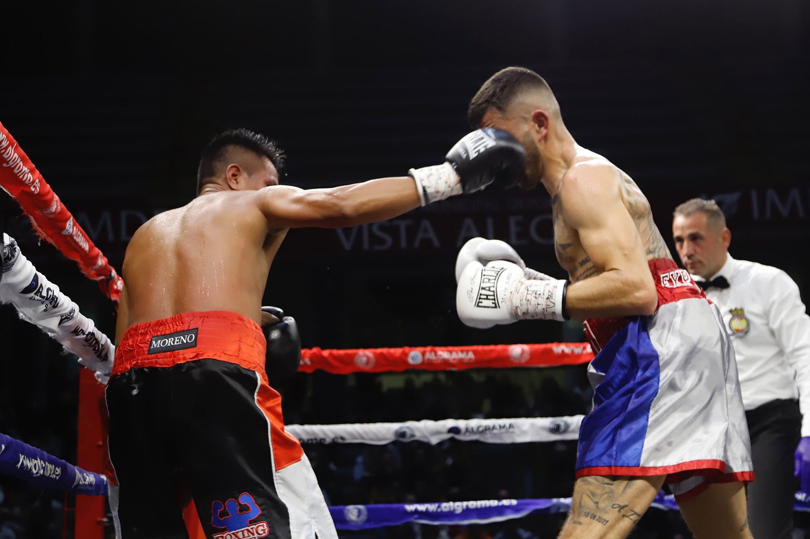 Las imágenes de la velada de boxeo en Vista Alegre