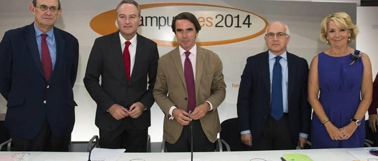 Ignacio Astarloa, Alberto Fabra, José María Aznar, Javier Zarzalejos y Esperanza Aguirre, ayer en el campus FAES