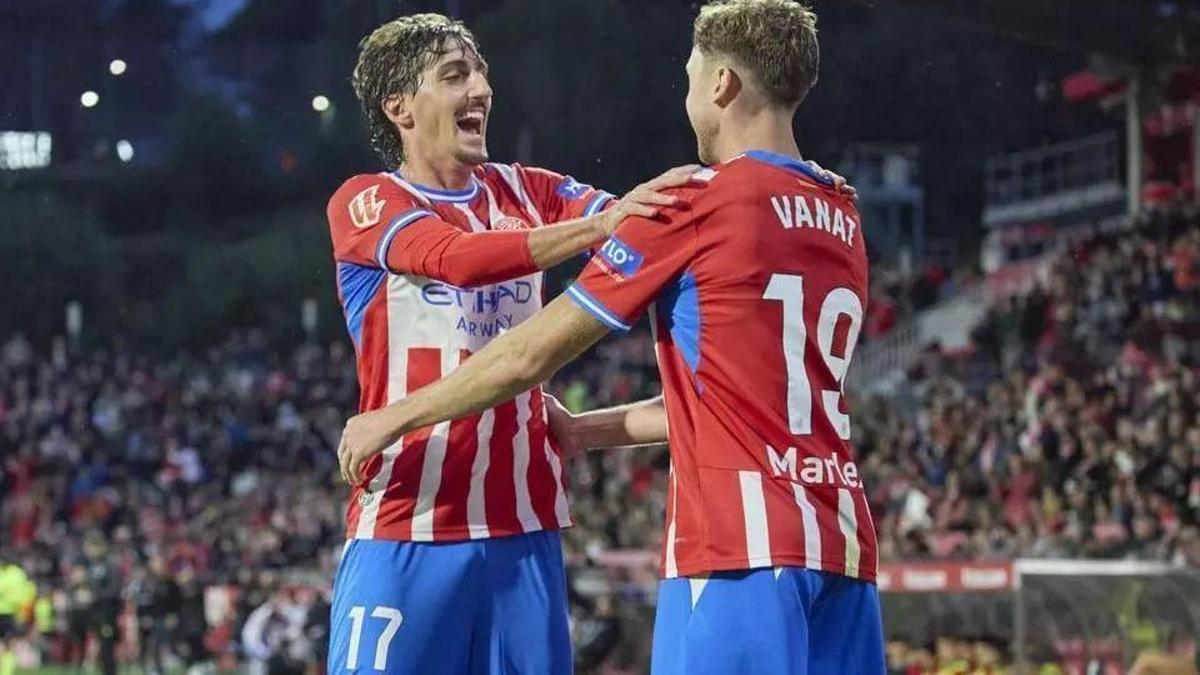 El Girona disfruta de una tarde plácida en Montilivi ante el Andorra (2-0)