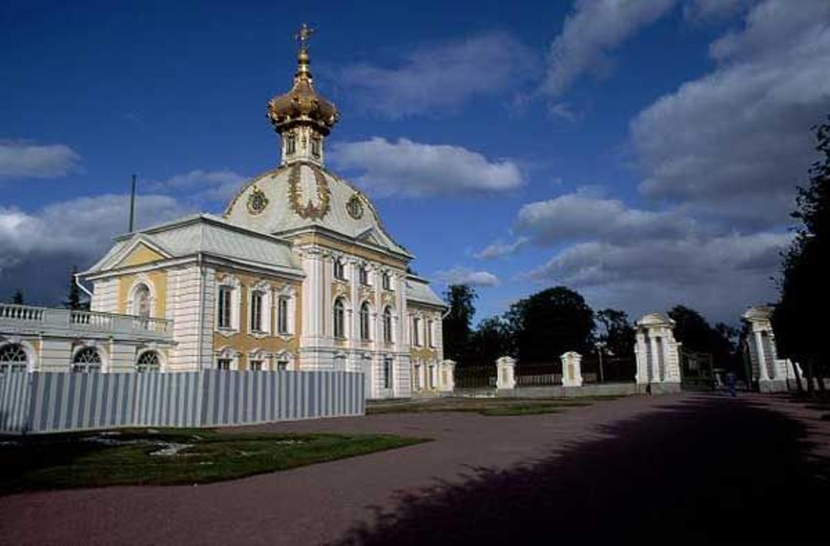 Iglesia del Gran Palacio de Peterhof.