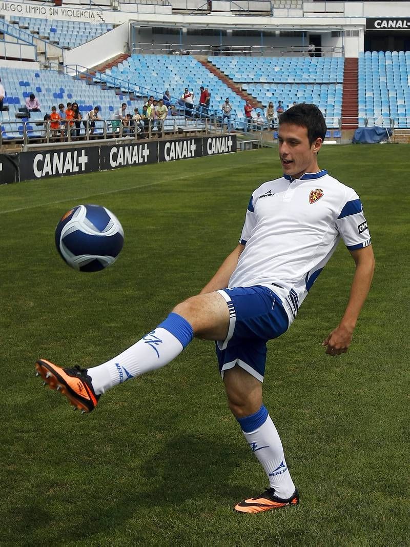 Fotogalería: Presentación de Ángelo Henríquez