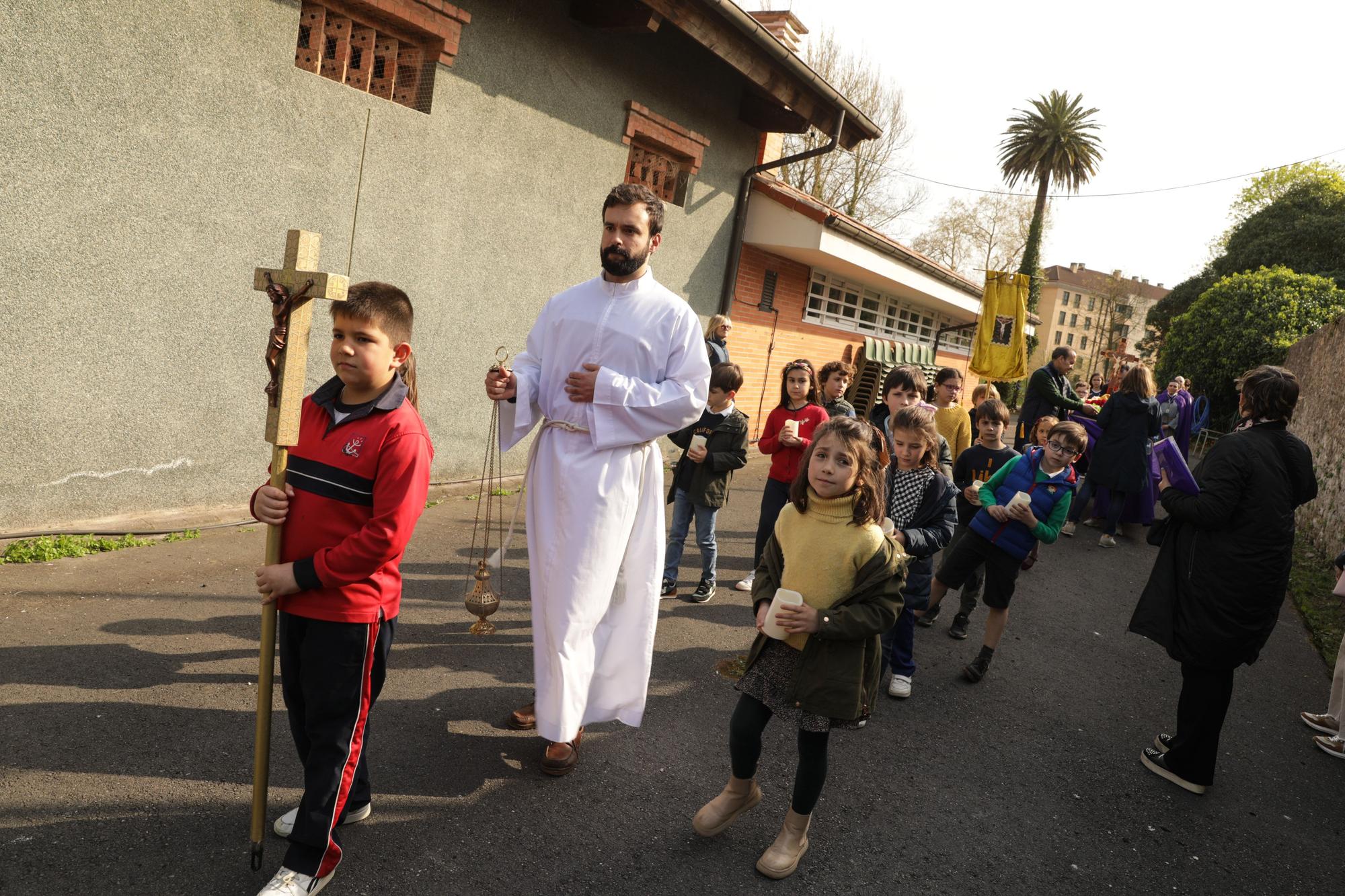 En imágenes: Viesques y San Pedro adelantan la Semana Santa