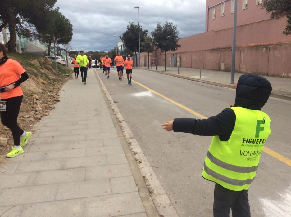 Mig miler d''atletes a la Run 4 Càncer de Figueres