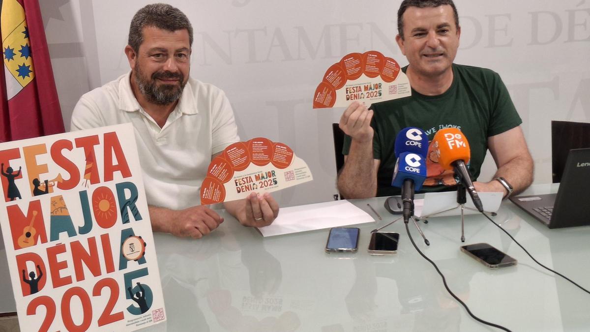 El programa de fiestas es un abanico. El calor aprieta en la Festa Major y hay que darse aire