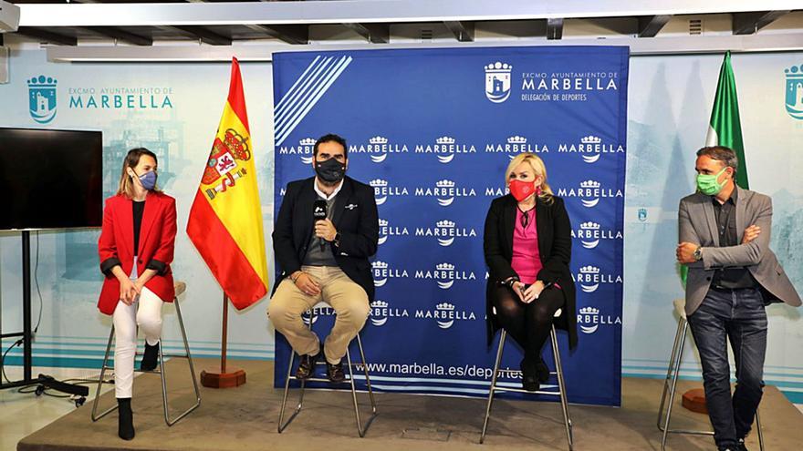 Imagen de la presentación de la concentración de la selección femenina en Marbella. | LA OPINIÓN