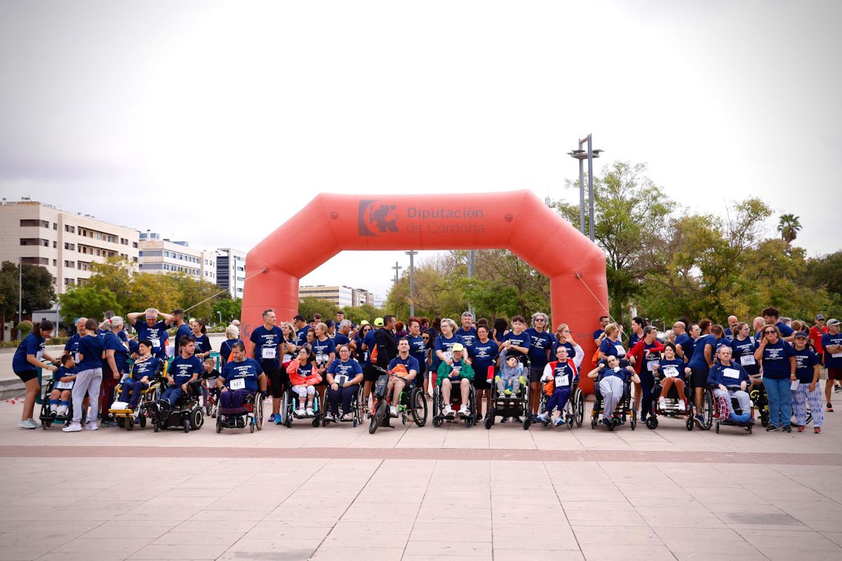 Unas 700 personas participan en la Carrera Acpacys
