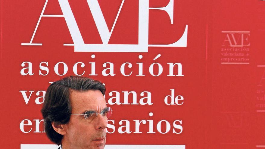 Aznar minimiza la corrupción frente a los éxitos del PP en la Comunidad