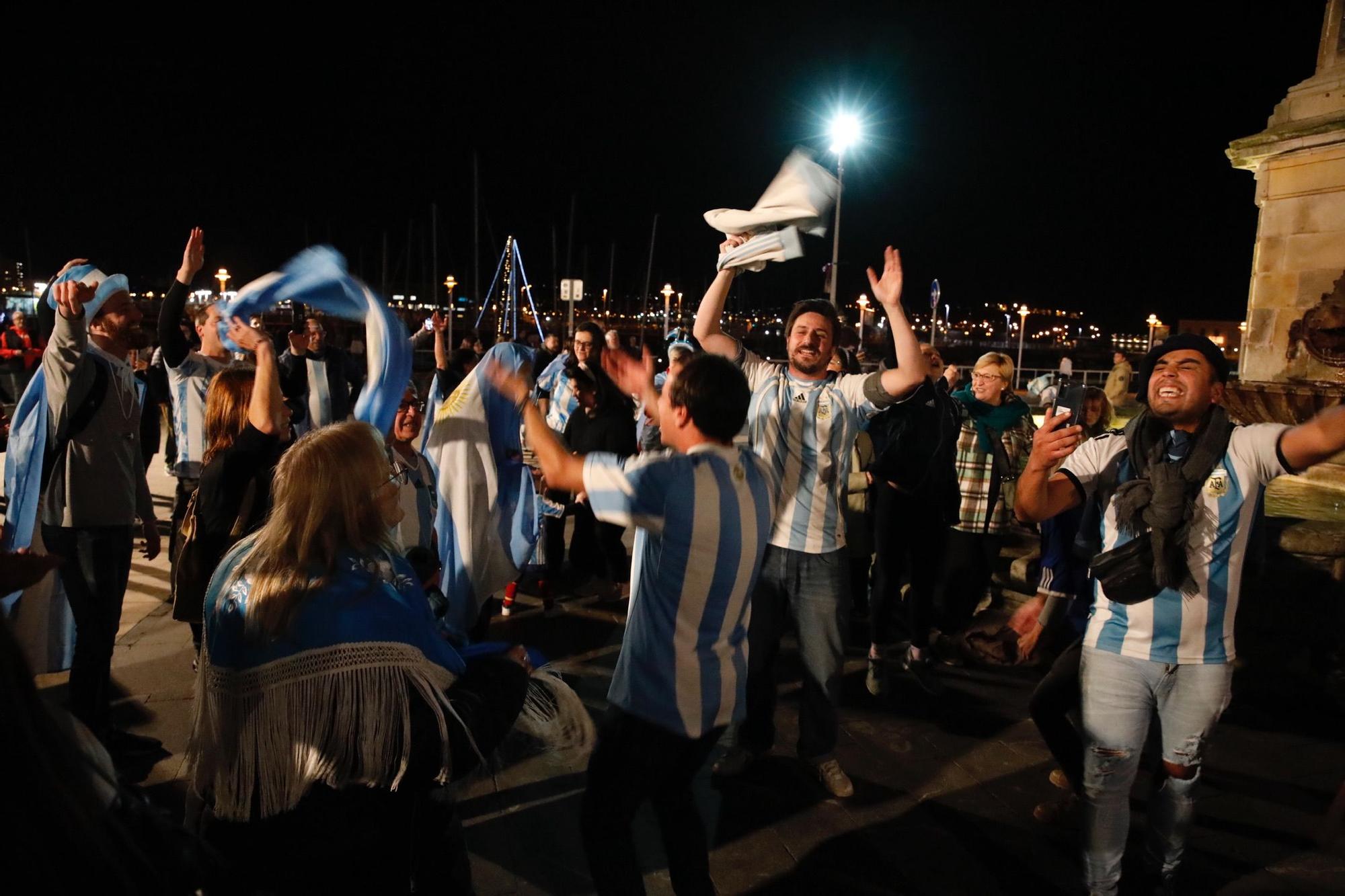 En imágenes: Gijón celebra el Mundial de Argentina como propio