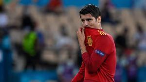 Morata, desesperado durante el partido de España contra Suecia.