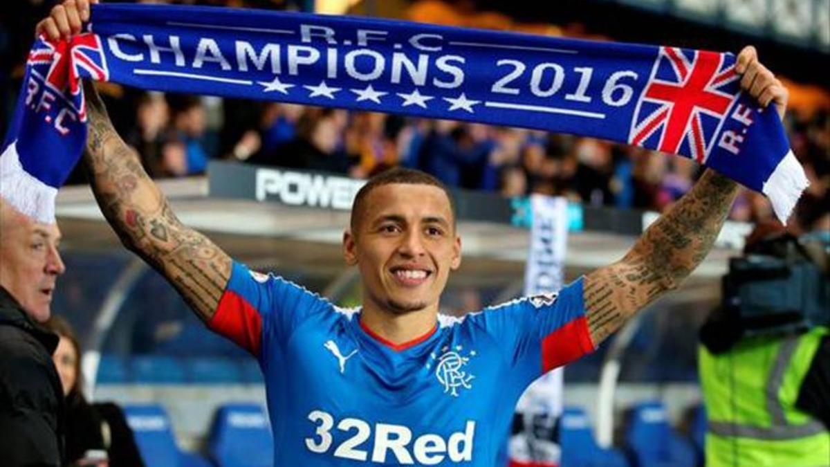 Tavernier, autor del gol del ascenso, celebra el éxito del Rangers