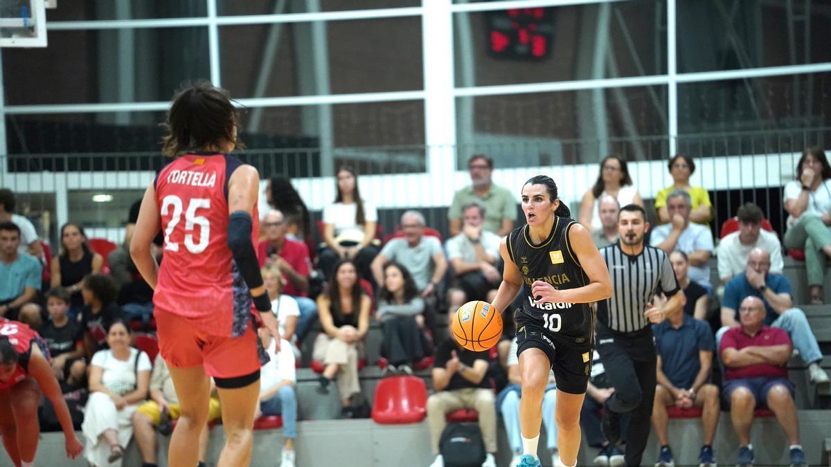 Valencia Basket cierra la pretemporada con una contundente victoria ante Lima Horta