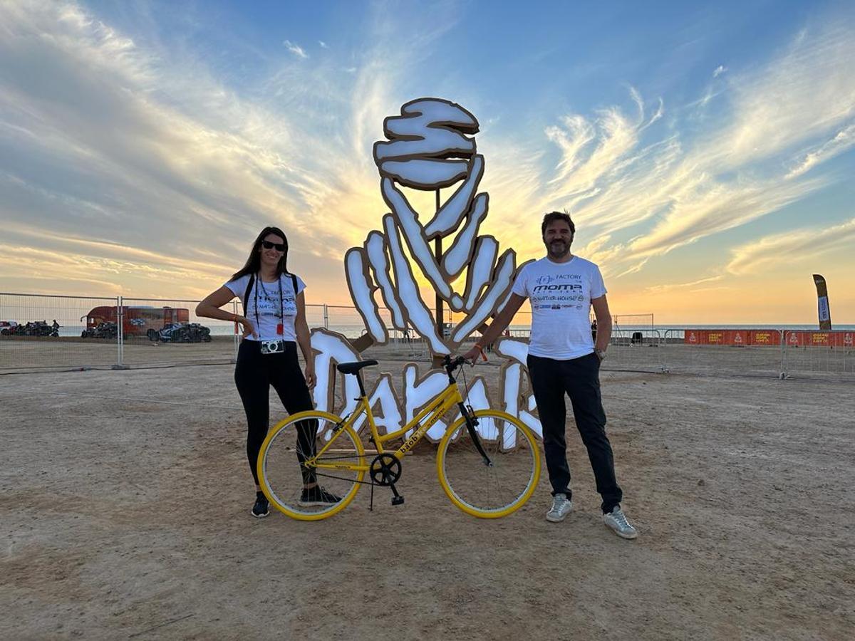 Lidia Ruba, natural de Zaragoza, y su marido, Juan Morera.