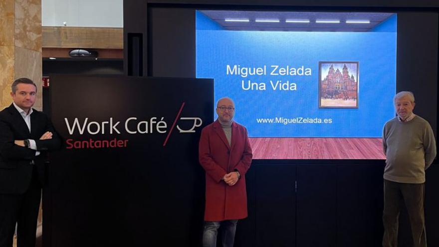 Iván Gómez, del Work Café Santander; Camilo Chas, de Artbys, y Miguel Zelada, ayer en la presentación. | // LO