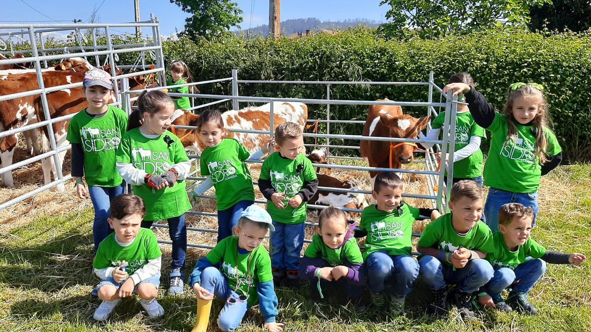 Llanera se prepara para vivir el desfile de la feria de San Isidro en el que una vez más los niños son los protagonistas