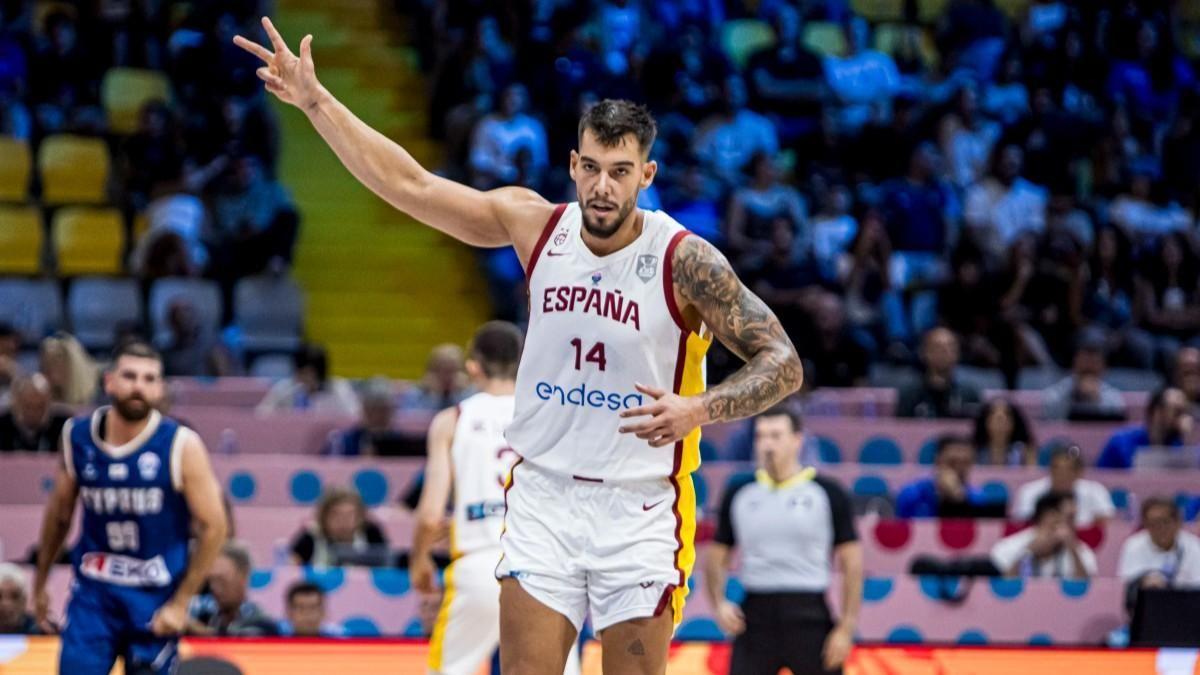 Willy Hernangómez firmó un gran inicio de partido, en el que incluso anotó un triple.