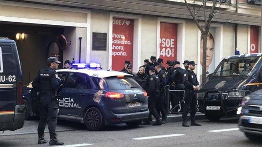 Detienen a Melisa Domínguez, líder de Hogar Social Madrid tras irrumpir en Ferraz