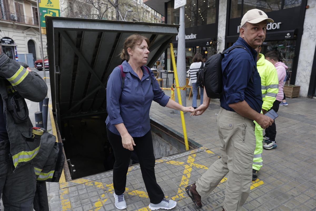 Evacuados 111 pasajeros de un AVE averiado en Barcelona-Sants