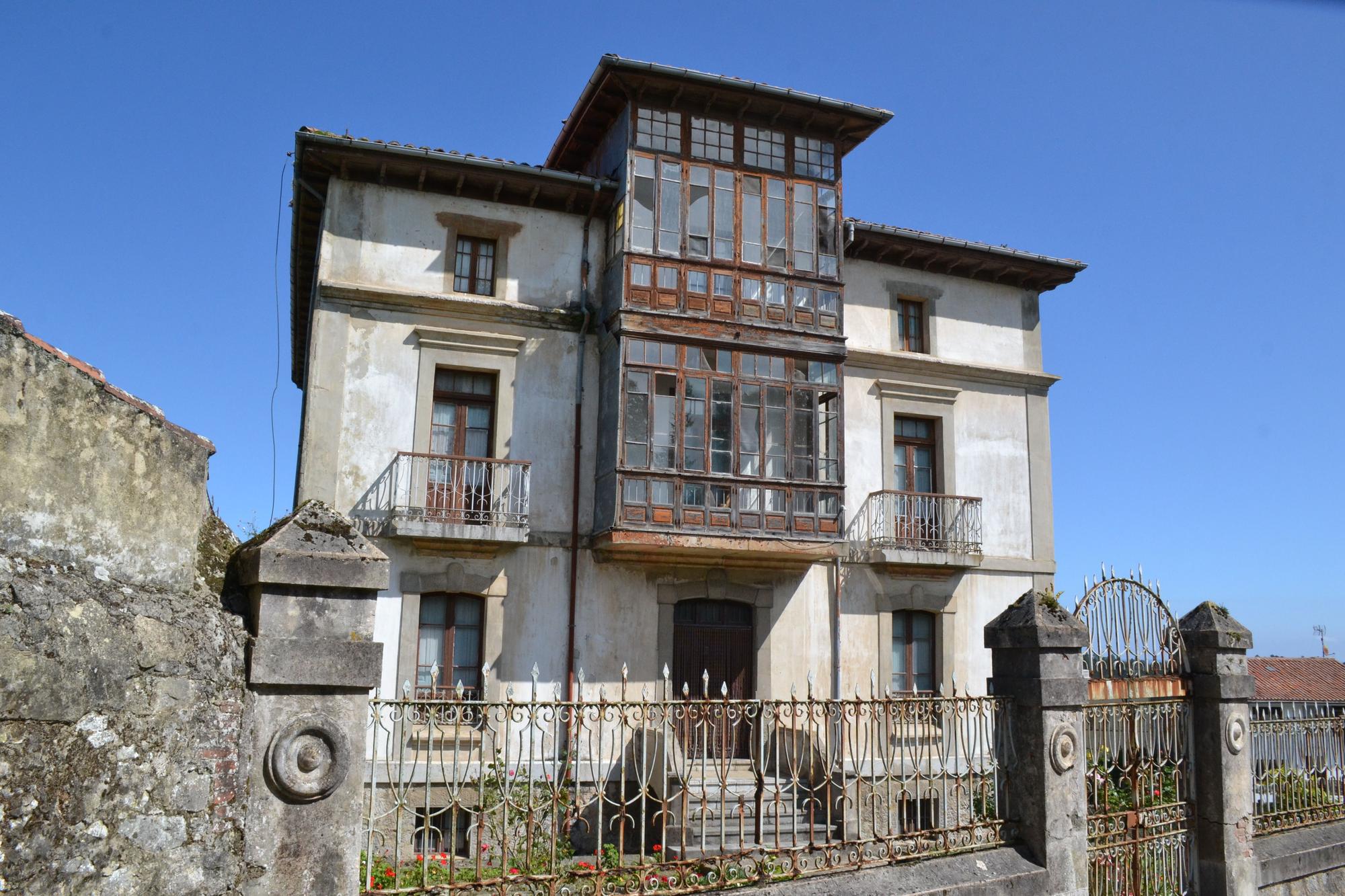 De ruta por Porrúa: siete kilómetros de  postal de la Asturias rural