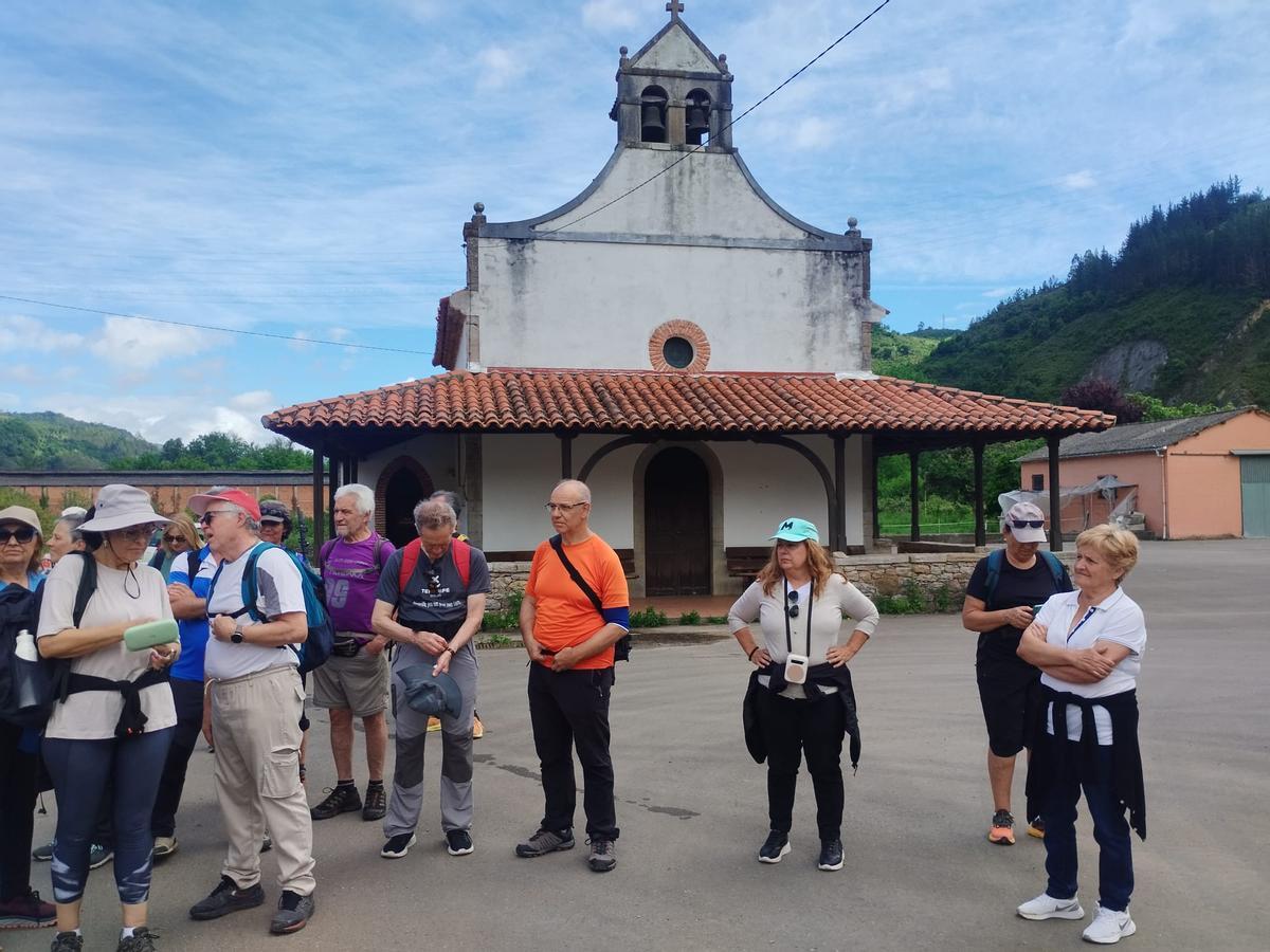 Así fue la visita a Láneo (Salas) de la Federación Nacional de Asociaciones Culturales y Recreativas de Empleados de Cajas de Ahorros