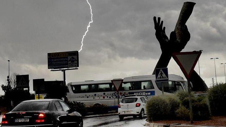 Alerta amarilla por tormentas en el interior de Castellón de 12.00 a 22.00 horas este lunes