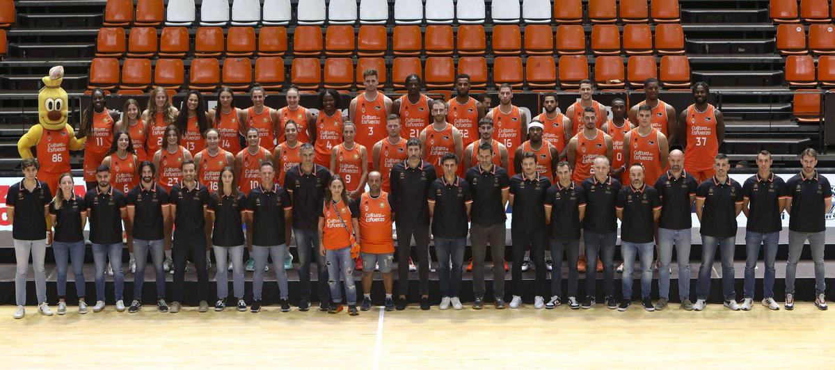Los primeros equipos del Valencia Basket, juntos en la Fonteta