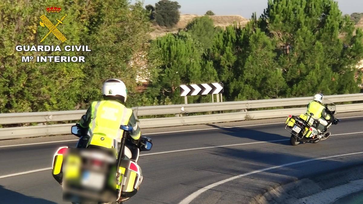 Agentes de Tráfico de la Guardia Civil