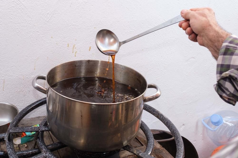 Los vecinos pudieron disfrutar de una tradicional y divertida jornada gastronómica