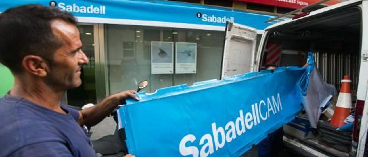 La Fundación CAM reclama al Sabadell una compensación por el uso de la marca