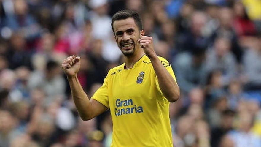 Hernán celebra su tanto con la UD en el Bernabéu.