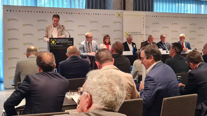 Cooperativas Agro-alimentarias de España traslada al MAPA las demandas clave del sector