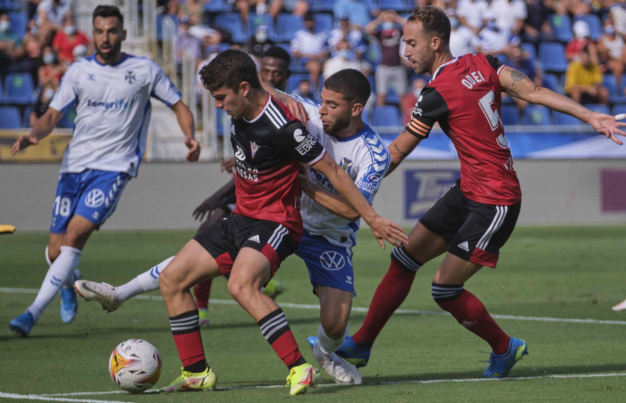 Encuentro entre el CD Tenerife y el Mirandés