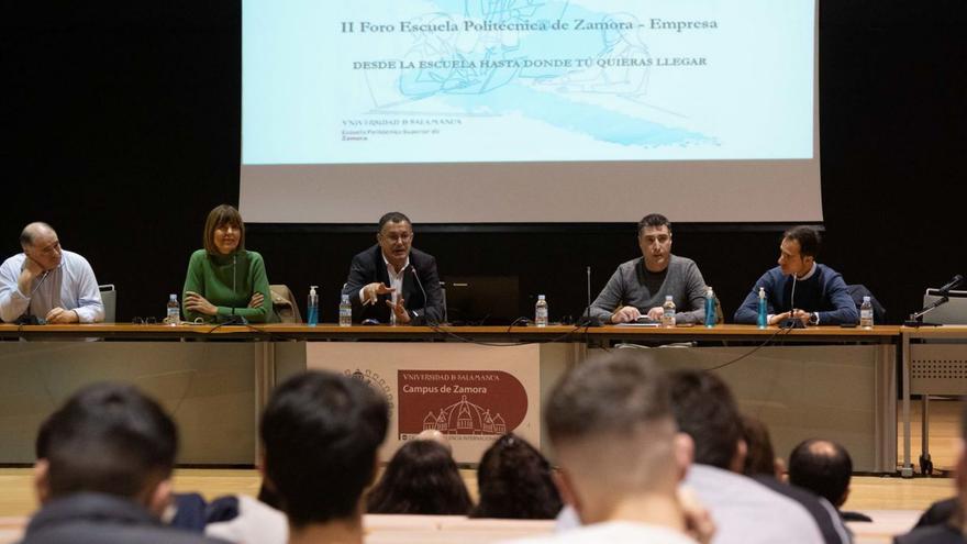 Dos alumnos de la Politécnica de Zamora logran que la USAL respalde sus proyectos finales