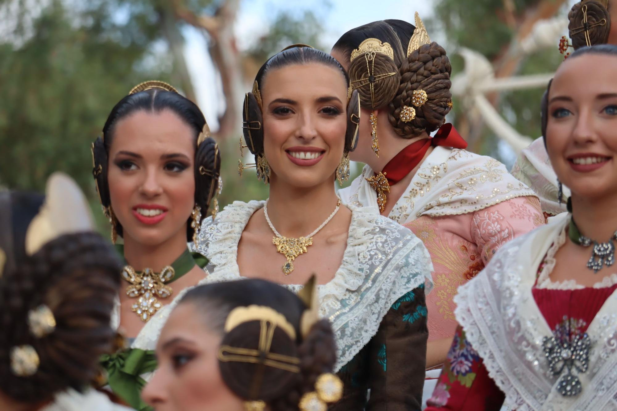 La Batalla de Flores de las candidatas a Falleras Mayores de València