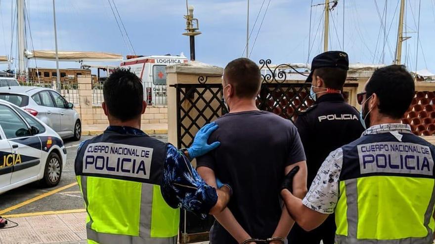La Policía Nacional detiene en un control en  Dénia a un fugitivo buscado por las autoridades polacas