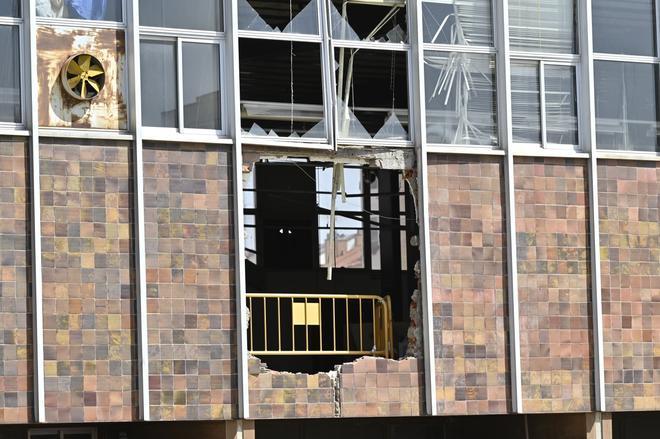 Vuelven las máquinas al edificio de Correos del Portillo.