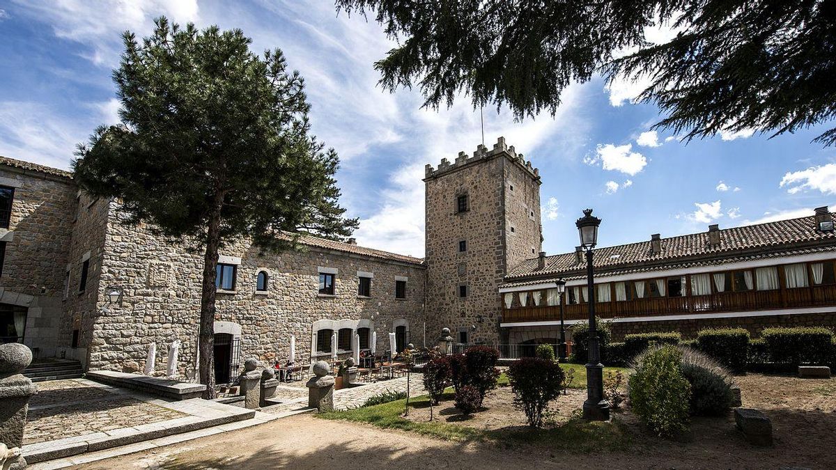 Esta ciudad a un paso de Madrid esconde un Parador impresionante