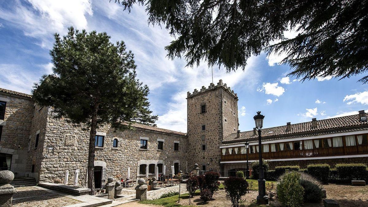 La ciudad Patrimonio de la Humanidad que tiene un palacio del siglo XVI convertido en Parador: es uno de los lugares más especiales de España