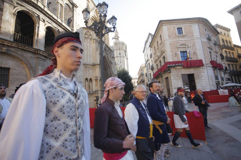 Comisiones falleras que han desfilado hasta las 18:00 horas.